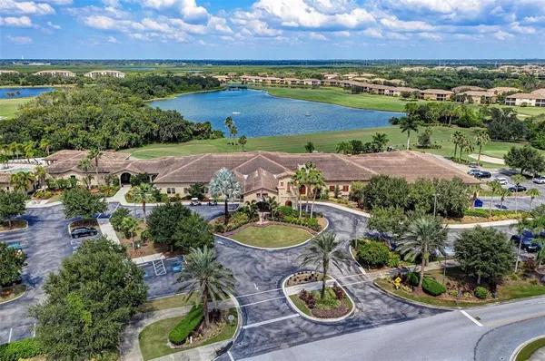 $1,999 | 7225 River Hammock Drive, Unit 202, Bradenton, FL 34212