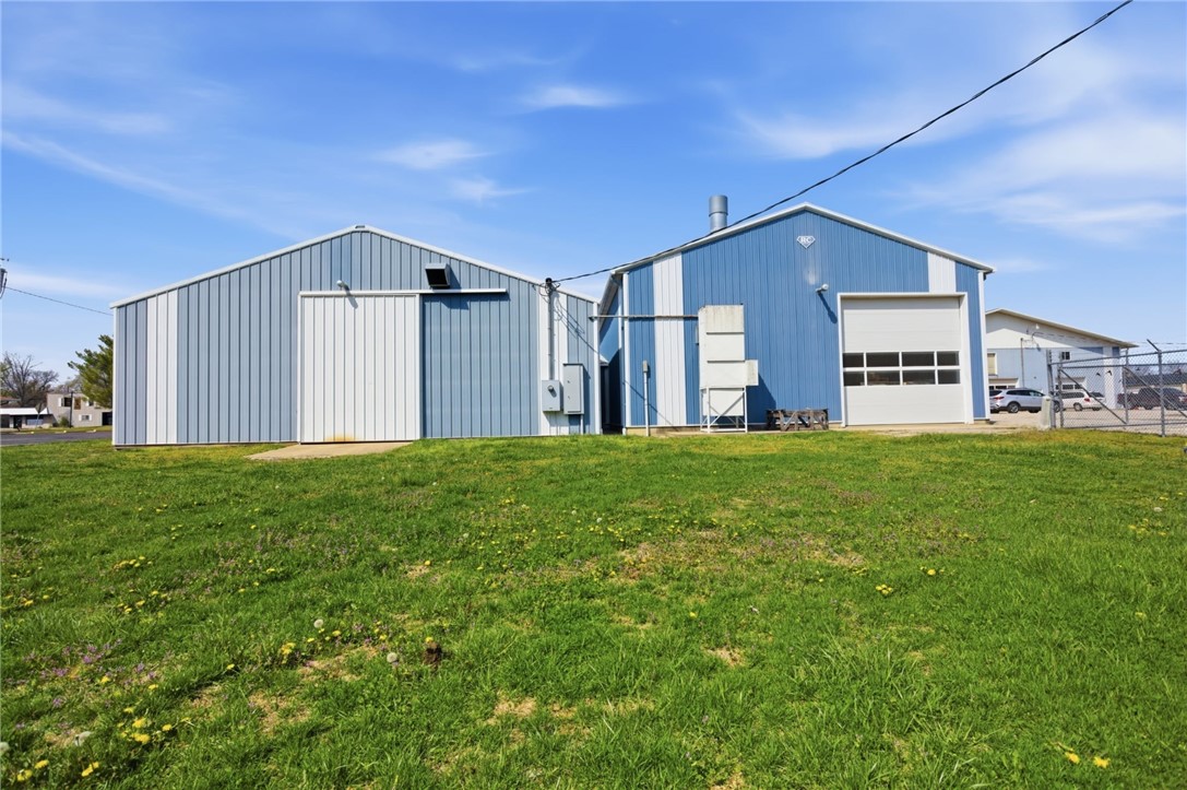 202 East Cumberland Road Altamont, IL 62411 - Photo 14 of 17