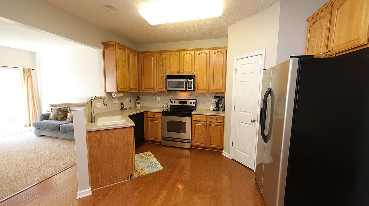 3006 Settle In Lane Raleigh, NC 27614 - Photo 2 of 15 Kitchen