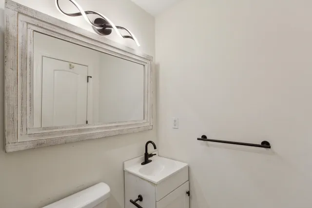 $1,850 | 2925 Alabama Drive, North Charleston, SC 29405