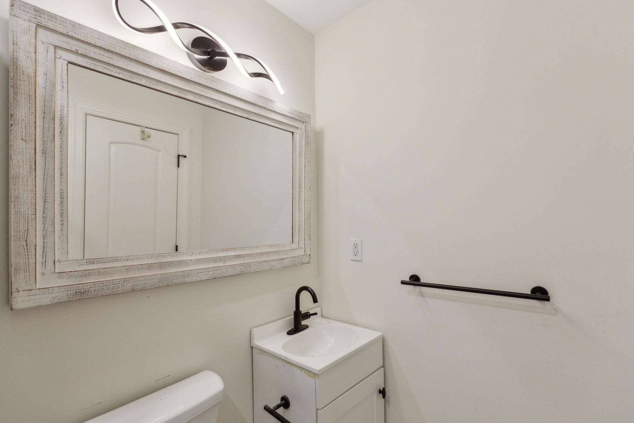 2925 Alabama Drive North Charleston, SC 29405 - Photo 22 of 33 2925_Alabama_Dr_North_Charleston_SC_2940