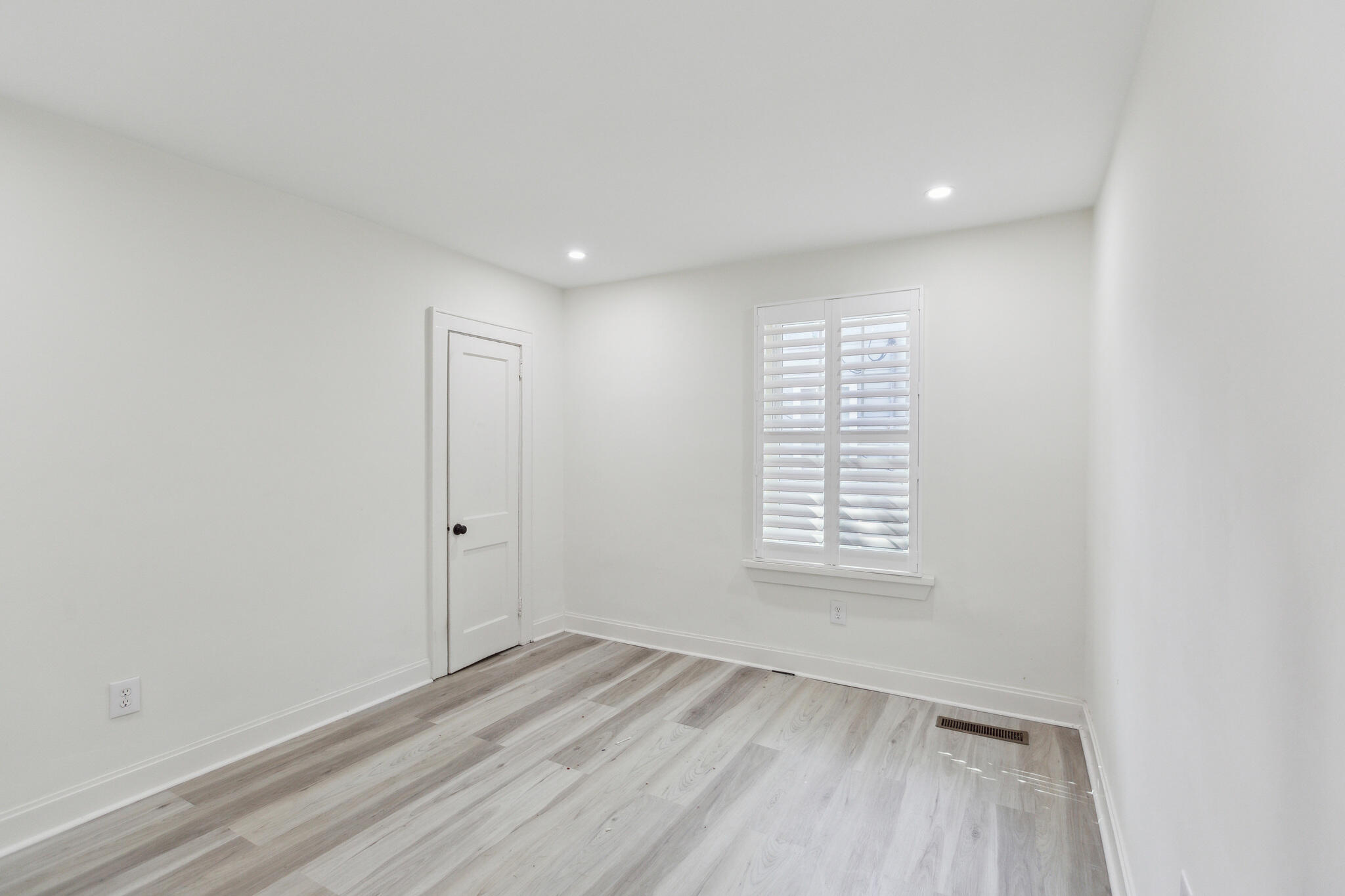 2925 Alabama Drive North Charleston, SC 29405 - Photo 26 of 33 2925_Alabama_Dr_North_Charleston_SC_2940