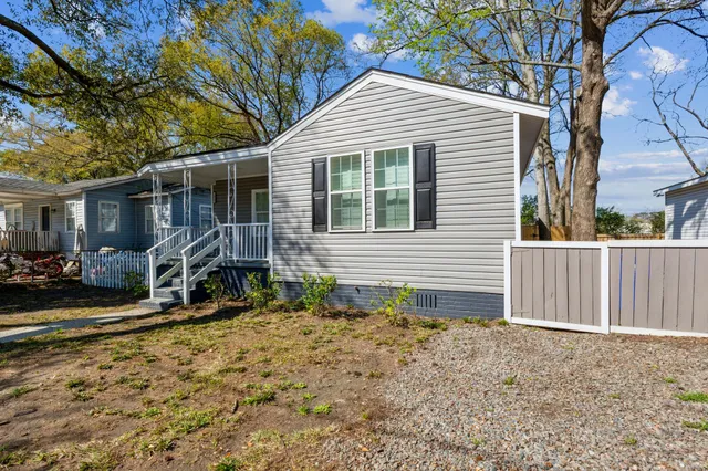 $1,850 | 2925 Alabama Drive, North Charleston, SC 29405