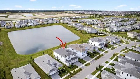 a view of building with yard