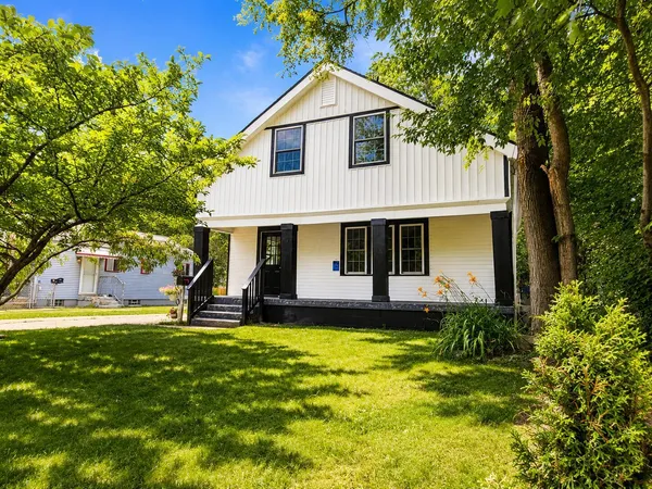 $274,900 | 690 Collingwood Avenue, Columbus, OH 43213