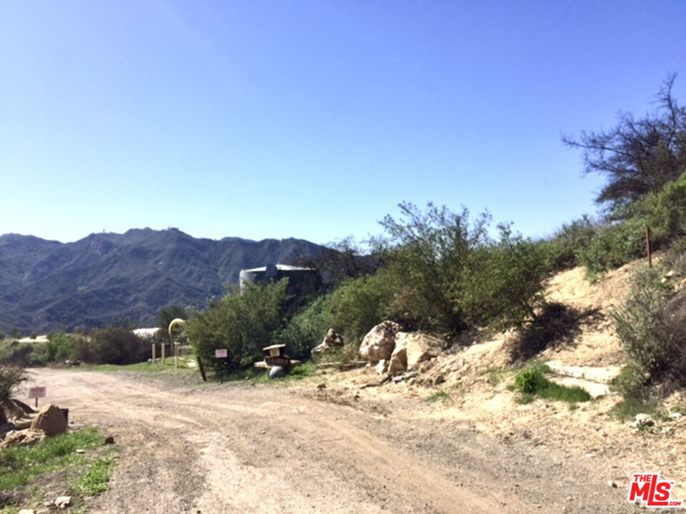Henry Ridge Topanga, CA 90290 - Photo 16 of 21