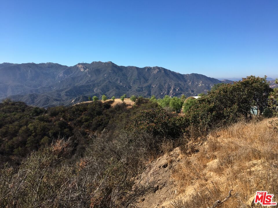 Henry Ridge Topanga, CA 90290 - Photo 17 of 21