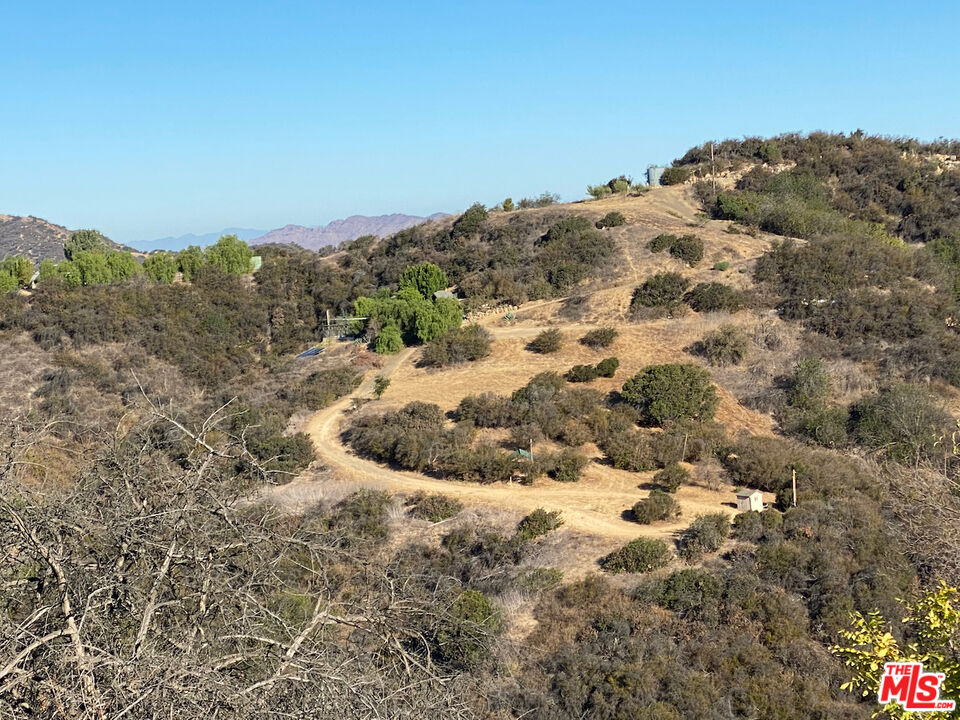 Henry Ridge Topanga, CA 90290 - Photo 8 of 21