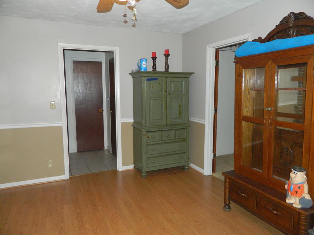 965 Grubmore Road Marion, VA 24354 - Photo 6 of 28 Gallery Image 6