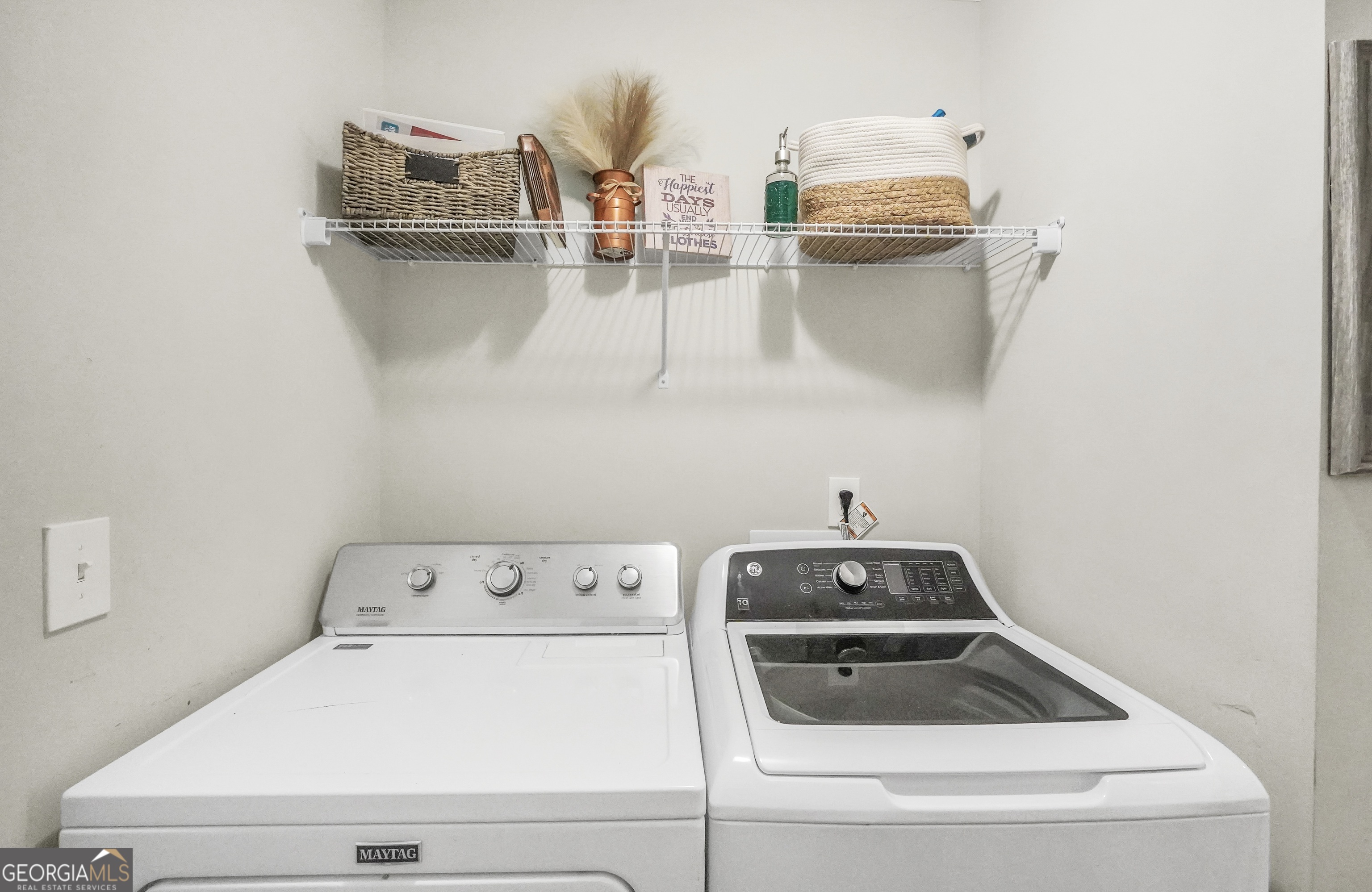 129 Magnolia Trail Milner, GA 30257 - Photo 14 of 29 a utility room with dryer and washer