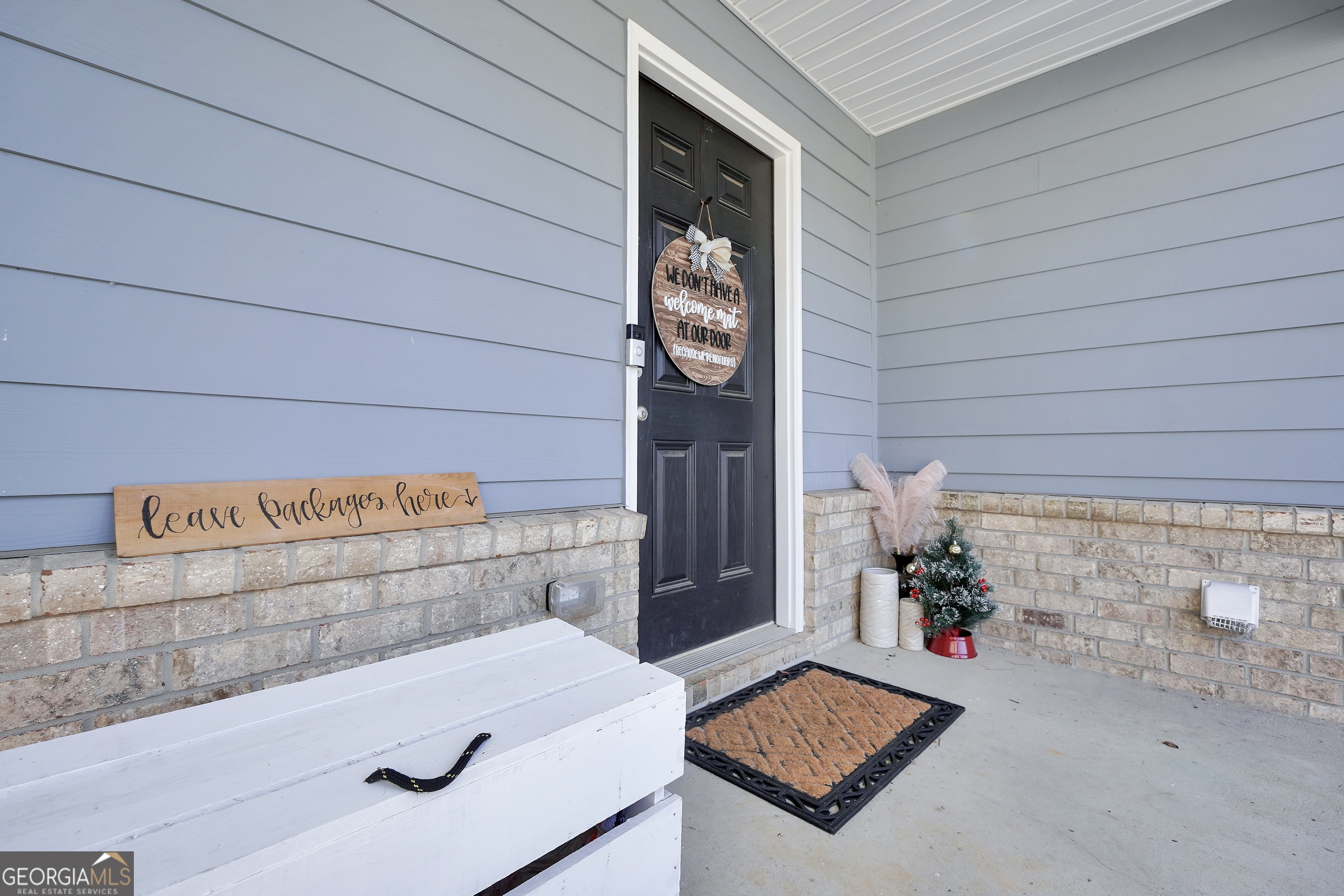 129 Magnolia Trail Milner, GA 30257 - Photo 4 of 29 a close up of a sink