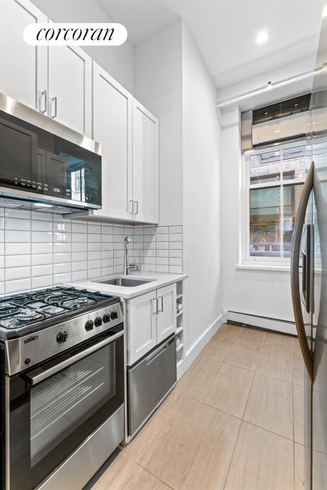 92 Reade Street, Unit 3 Manhattan, NY 10013 - Photo 3 of 7