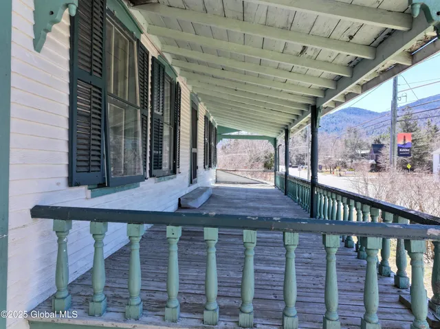 $775,000 | 1794 Highway 73, Keene, NY 12943