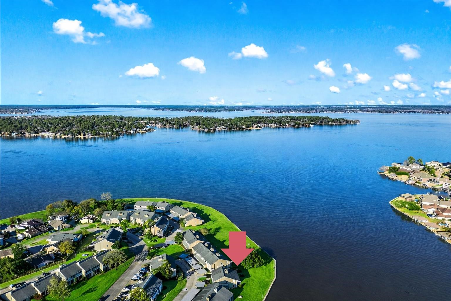 73 April Point Drive South Montgomery, TX 77356 - Photo 2 of 42 Lake Conroe waterfront condo.