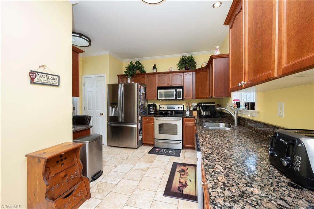 185 Redland Road Advance, NC 27006 - Photo 11 of 35 Gallery Image 11