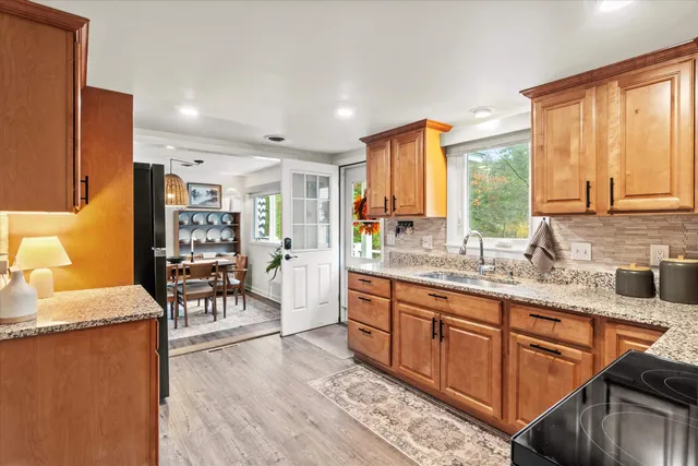 $765,000 | 16 Stone Road, Stoddard, NH 03464