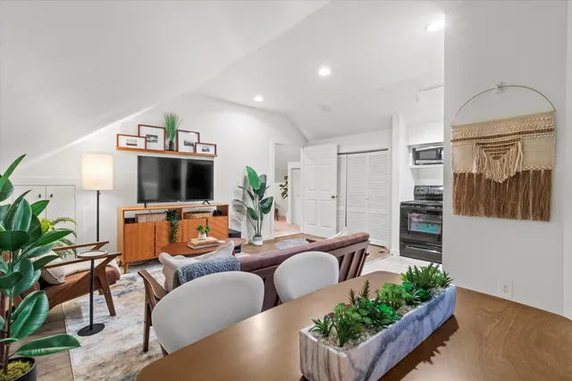 $765,000 | 16 Stone Road, Stoddard, NH 03464