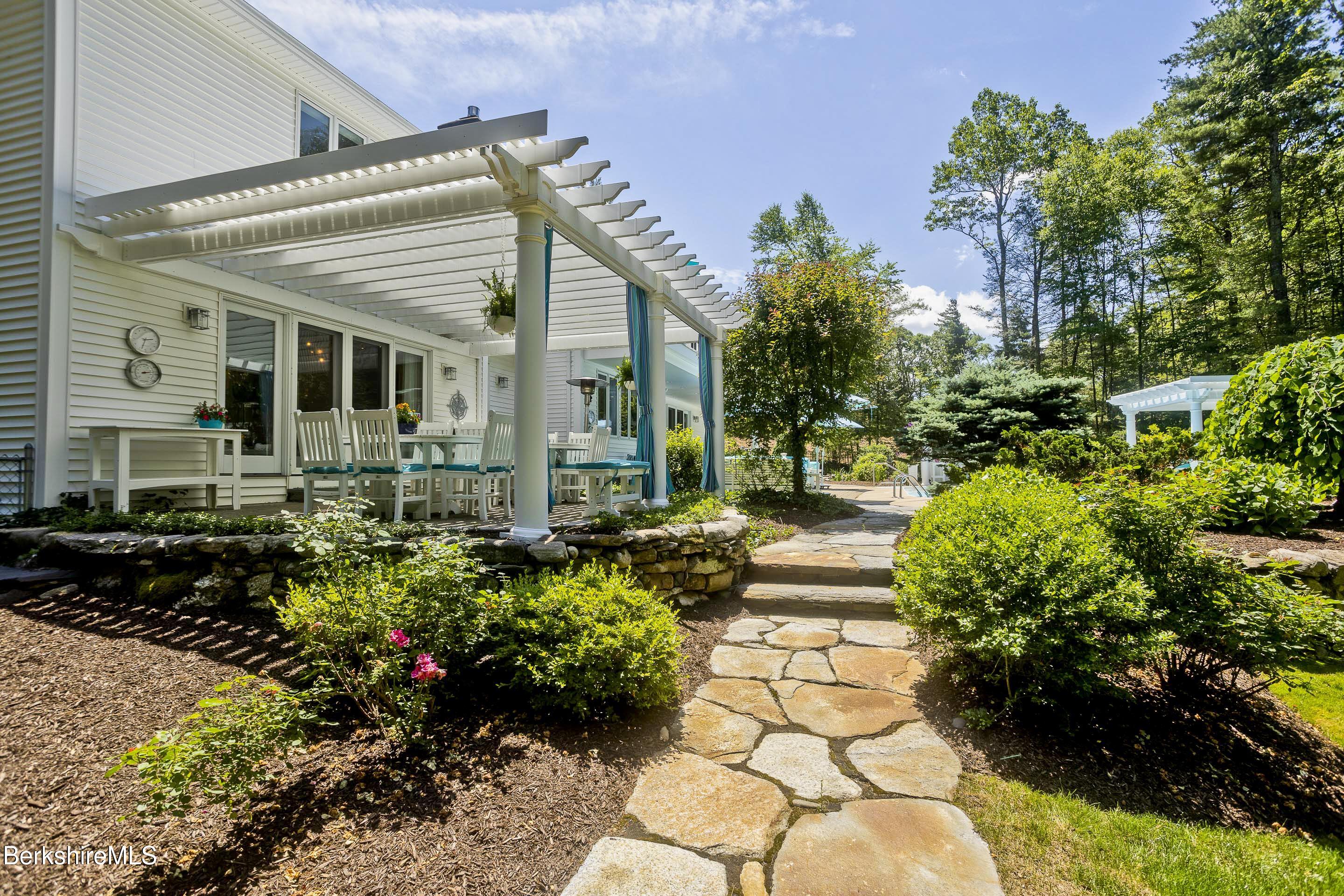 183 Loomis Ridge Road Westfield, MA 01085 - Photo 31 of 39 a front view of a house with a yard