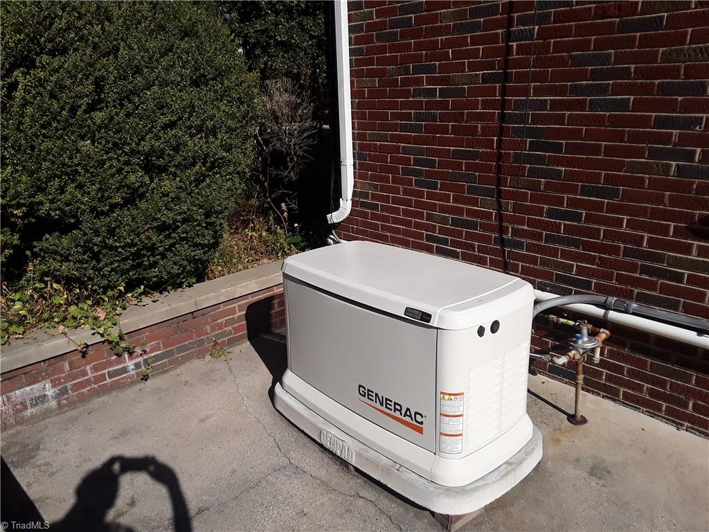 300 Edgedale Drive High Point, NC 27262 - Photo 34 of 34