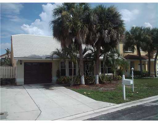 7360 Shell Ridge Terrace Lake Worth, FL 33467 - Photo 1 of 18 Primary Photo