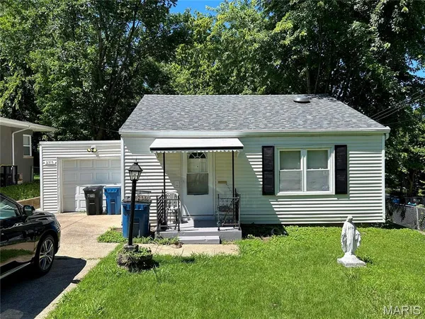$70,500 | 2316 Shields Avenue, Jennings, MO 63136