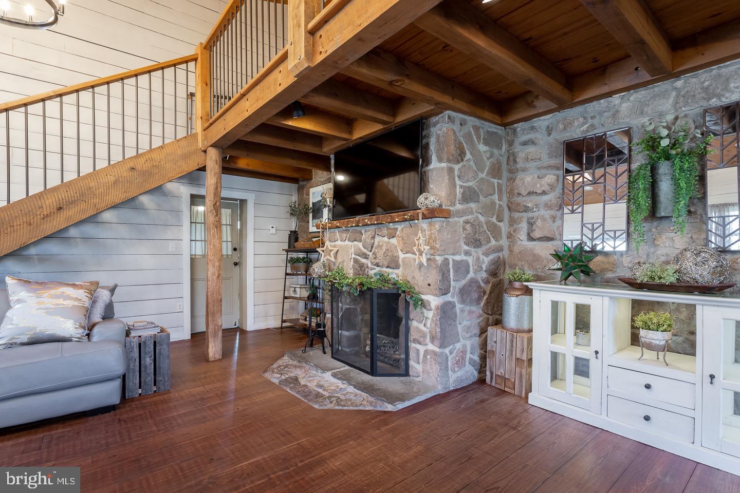 61 7 Stars Road Spring City, PA 19475 - Photo 12 of 91 Great Room