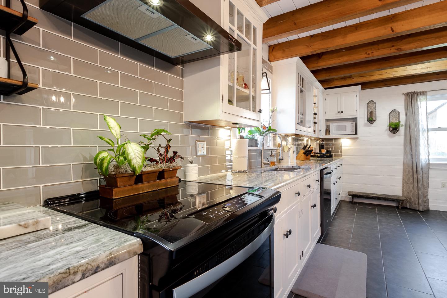 61 7 Stars Road Spring City, PA 19475 - Photo 19 of 91 Kitchen