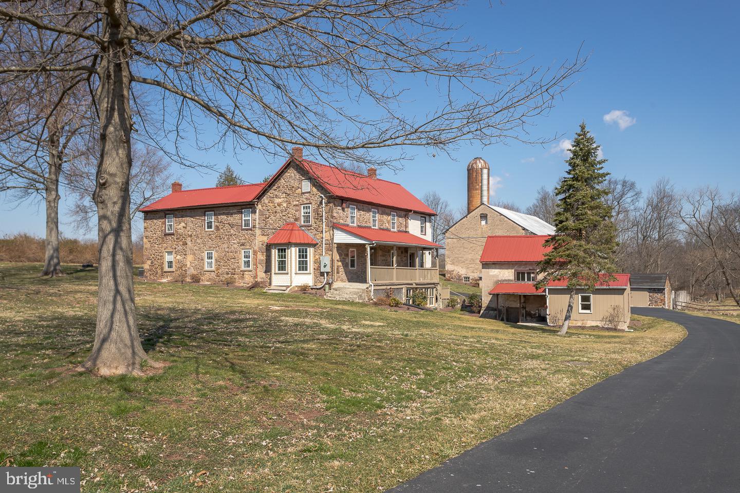 61 7 Stars Road Spring City, PA 19475 - Photo 3 of 91