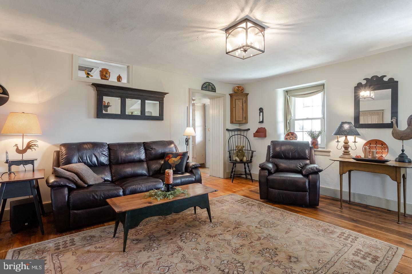 61 7 Stars Road Spring City, PA 19475 - Photo 40 of 91 2nd House Living Room