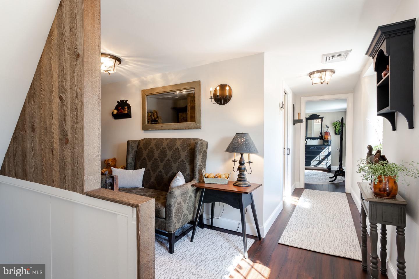 61 7 Stars Road Spring City, PA 19475 - Photo 48 of 91 Upper sitting area, 2nd House