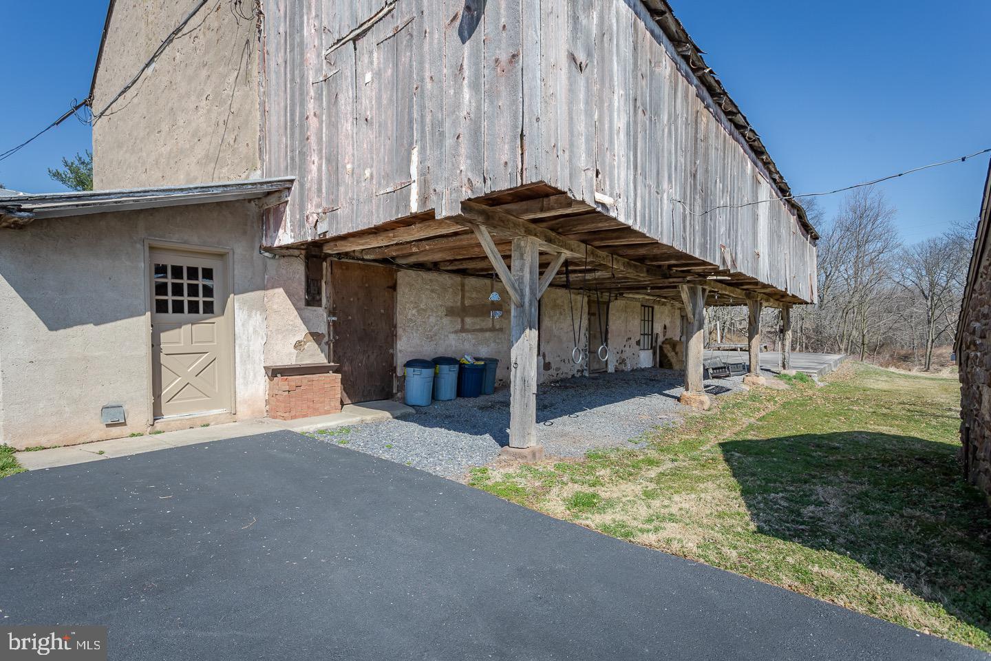 61 7 Stars Road Spring City, PA 19475 - Photo 71 of 91 Barn Lower Level Exterior