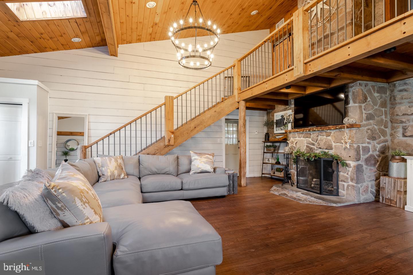 61 7 Stars Road Spring City, PA 19475 - Photo 10 of 91 Great Room