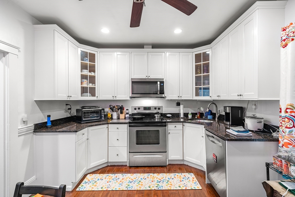 48 Valley Road Lexington, MA 02421 - Photo 11 of 20 Gallery Image 11