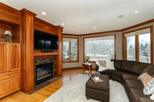 $825,000 | 7005 Halifax Lane Northwest, Rochester, MN 55901