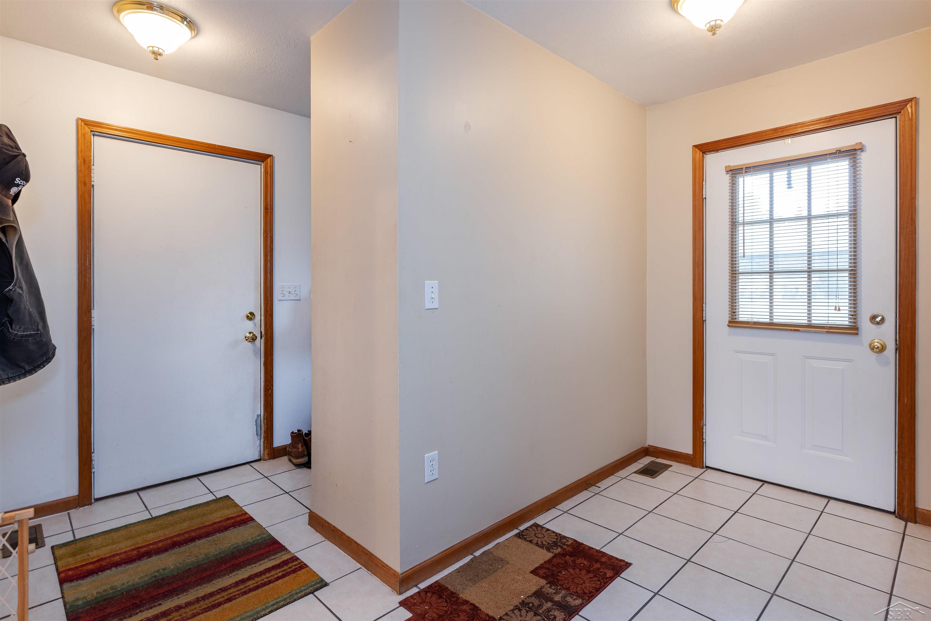2043-2047 North Neiner Road Sanford, MI 48657 - Photo 3 of 28