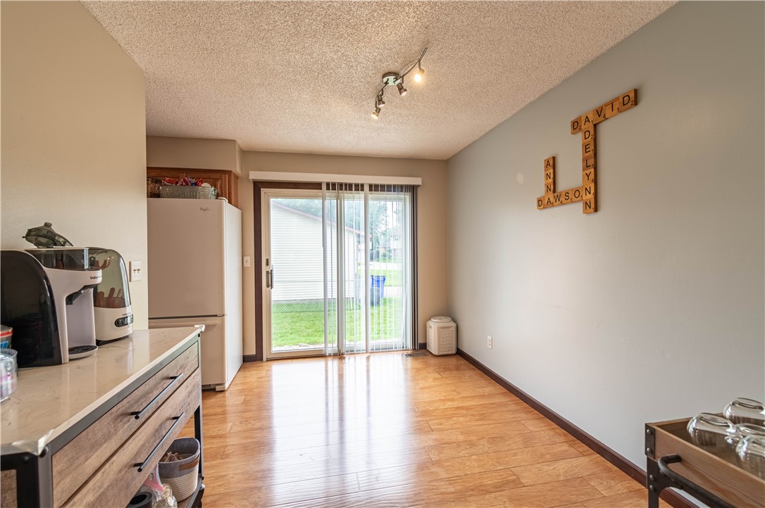 131 White Pines Circle Decatur, IL 62521 - Photo 10 of 25