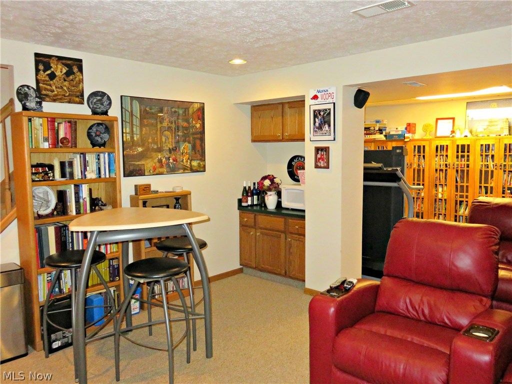 18629 Benbow Road Strongsville, OH 44136 - Photo 30 of 34 Gallery Image 30