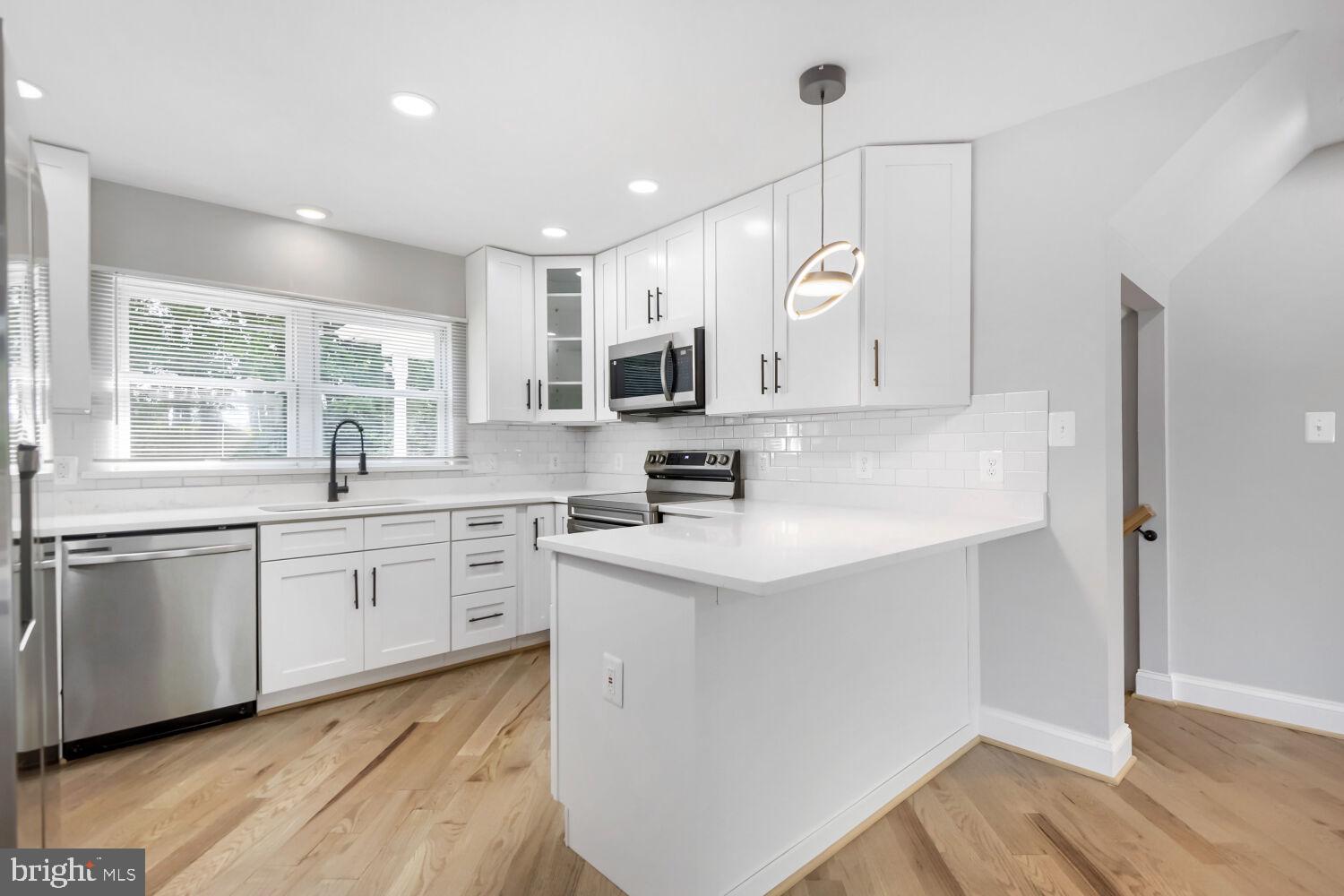4912 Ridge Road Baltimore, MD 21237 - Photo 10 of 36 Kitchen