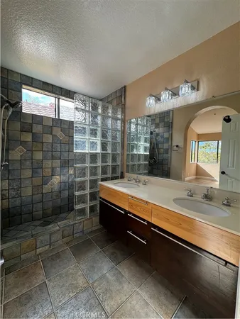 $1,125,000 | 16 Crucillo, Rancho Santa Margarita, CA 92688