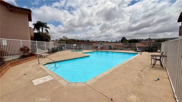 $2,700 | 31946 Del Cielo Este, Bonsall, CA 92003