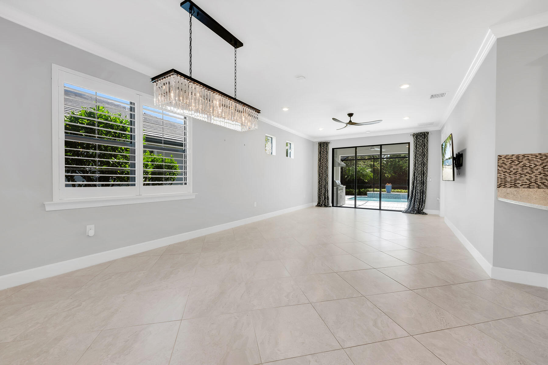 7690 Jacaranda Lane Naples, FL 34114 - Photo 14 of 44 225056443g