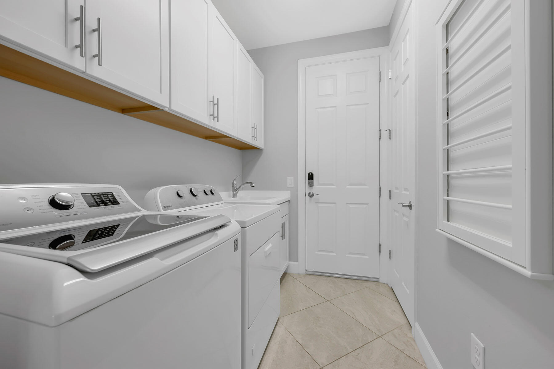 7690 Jacaranda Lane Naples, FL 34114 - Photo 26 of 44 225056443m