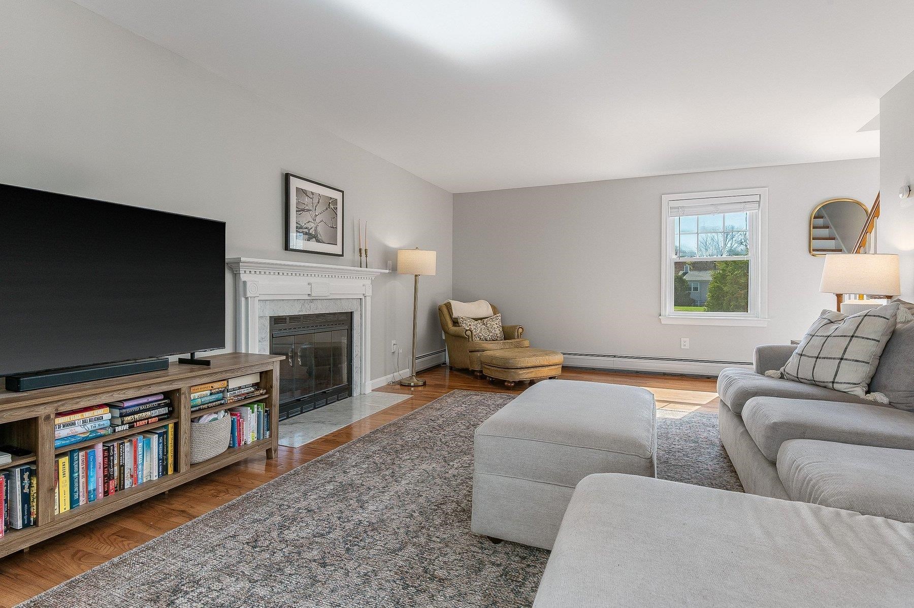 26 Pheasant Run Lane Stratham, NH 03885 - Photo 5 of 37