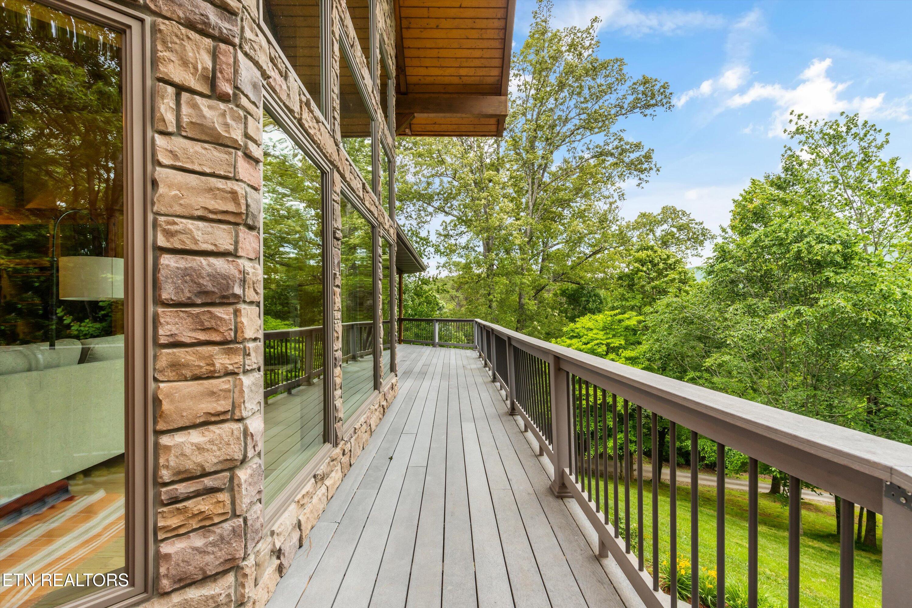 2437 6 Mile Road Maryville, TN 37803 - Photo 4 of 34 30-2437 6 Mile Rd07