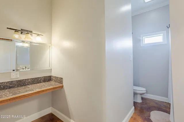 $340,000 | 118 St Marie Circle, Cankton, LA 70584