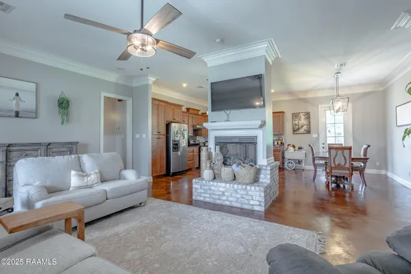 $335,000 | 118 St Marie Circle, Cankton, LA 70584