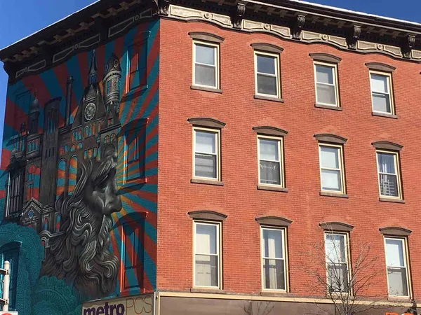 $2,400 | 264 Newark Avenue, Unit 5, Jersey City, NJ 07302