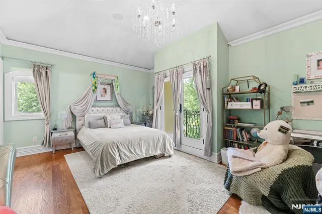 $5,495,000 | 6 Burning Hollow Road, Saddle River, NJ 07458