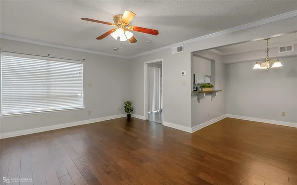 $1,300 | 3100 Fairfield Avenue, Unit 11D, Shreveport, LA 71104