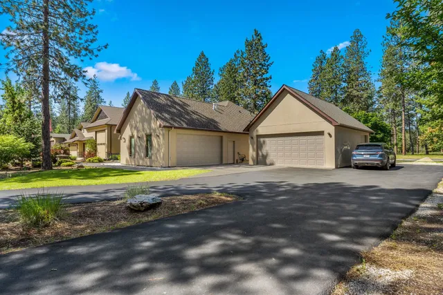 $639,000 | 406 Hogan's Way, Chewelah, WA 99109